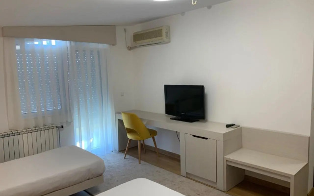 Royal L Hotel