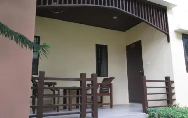 T And T House