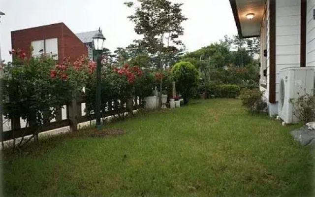 Guest House Iris
