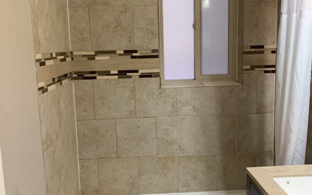 Rodeway Inn & Suites