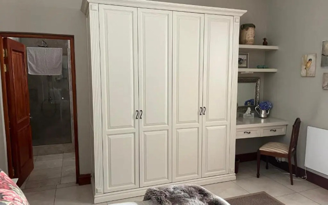 The Courtyard at La Loggia