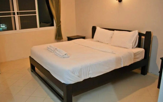 OYO 794 Nice Mum Lodge