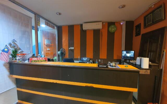 OYO 90109 Fire Fly East Hotel