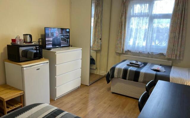 Gladstone Park Guest House