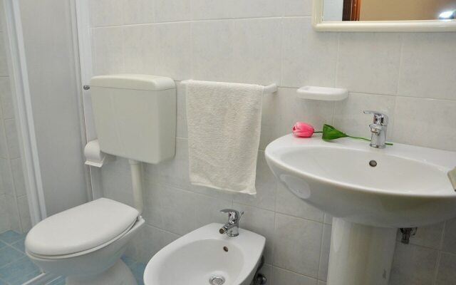 Wonderful Studio Apartment With Terrace