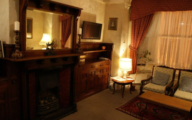 Kirkdale Hotel