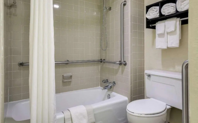 Quality Inn & Suites Mt Chalet