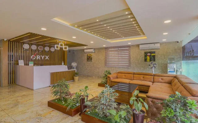 Treebo Trend Oryx Homes
