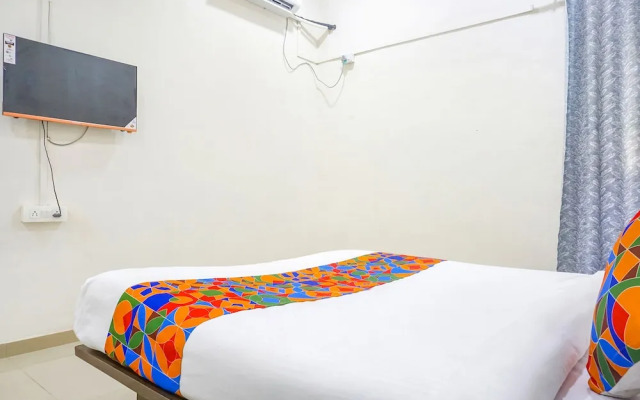 Fabhotel Om Sai