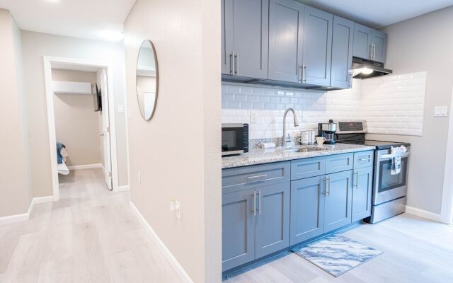 University Serenity Suites 14th