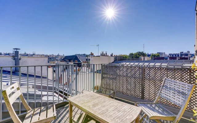 Dreamy Rive Gauche Modern 2 Bed Apt in Paris
