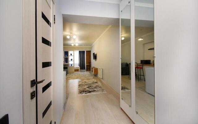 New and cozy studio in the best area!