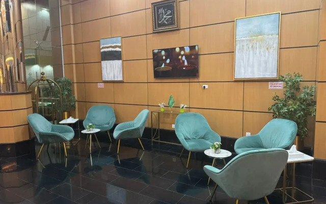 Al Thanaa Al Raqi Serviced Apartments