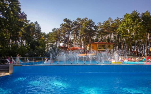 Zuzumbo Resort & SPA