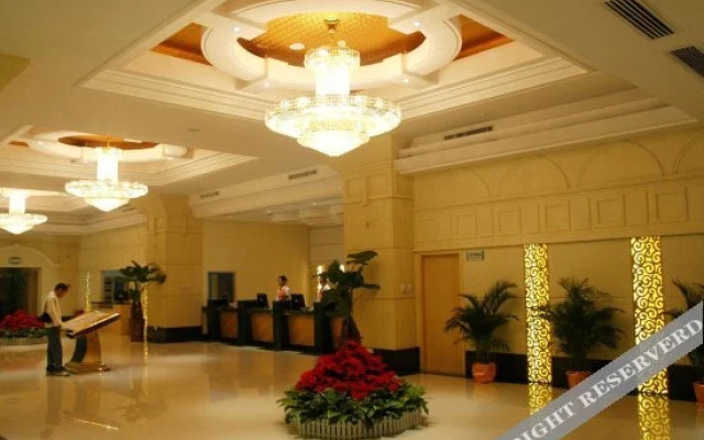 Xiangyang Oriental Hawaii Holiday Hotel