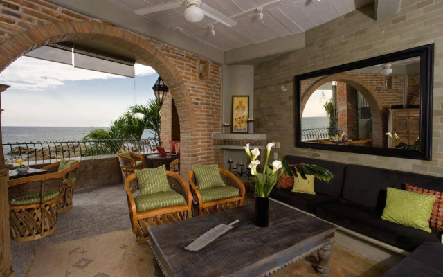 Quinta Maria Cortez Beach Hotel