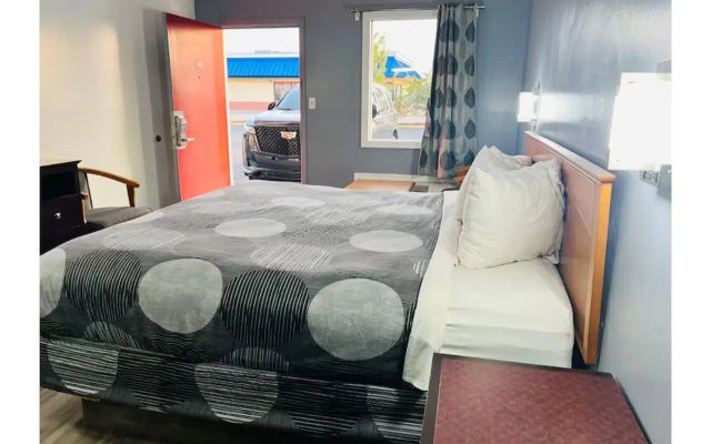 Relax Inn