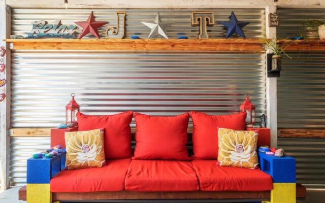 Joshua Tree Village House