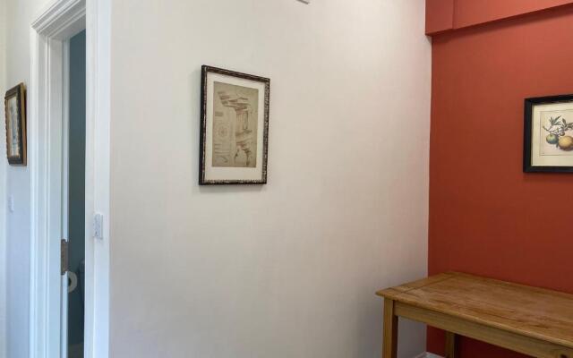 Victorian Police Station - flexible suite, self contained