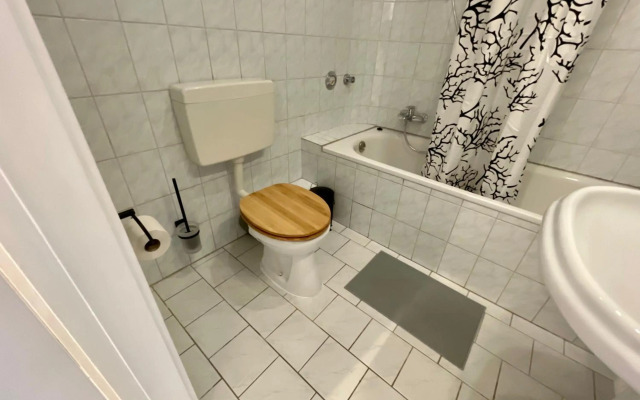 Purple Kitchen - Apartment mit großer Wohnküche