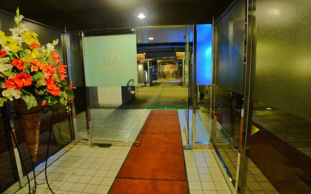 GOLF III Atsugi - Adults Only