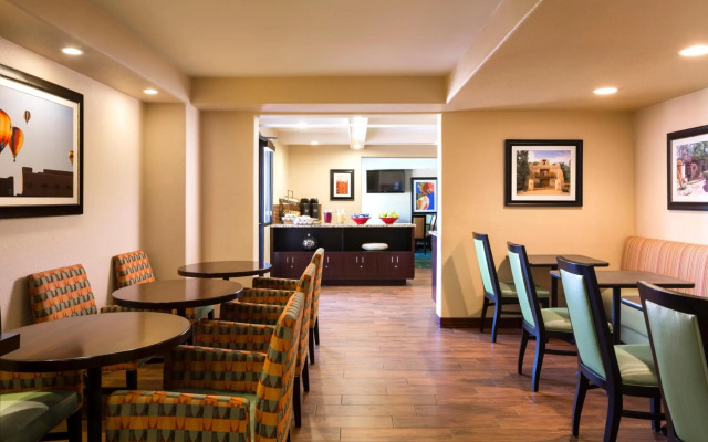 The Querque Hotel