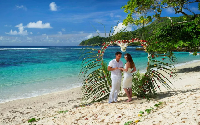DoubleTree by Hilton Seychelles - Allamanda Resort & Spa