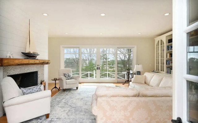 Playhouse Family Escape for 4!