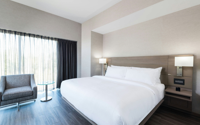 AC Hotel by Marriott Boston Cambridge