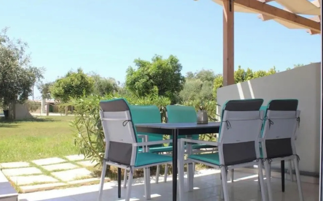 "kalamaki Plaza Apartments \"thalassa\""