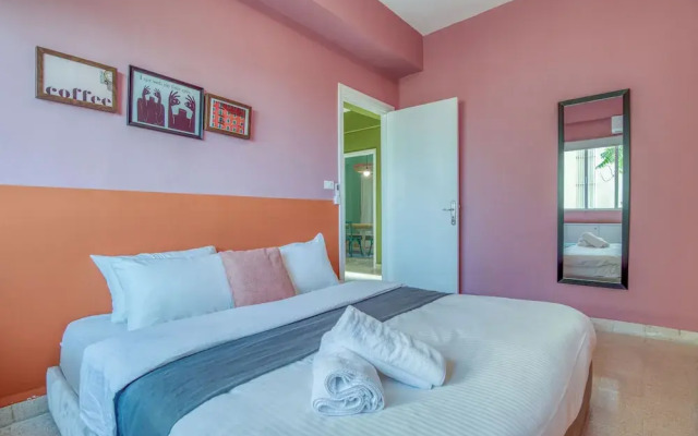 Dalida's 2-BR Apt in Mar Mikhael