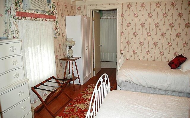 The Heirloom Inn