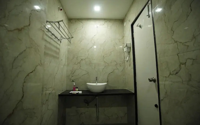 SwagStay Hotel Riviera Nagpur