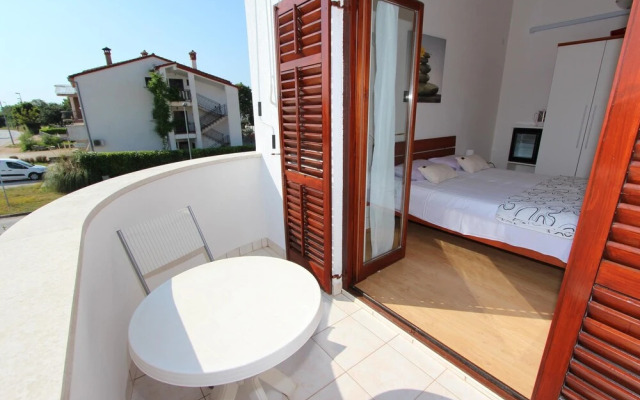 Rooms and Apartment Luana