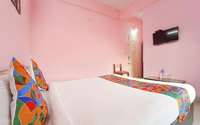 Fabhotel Reem Residency