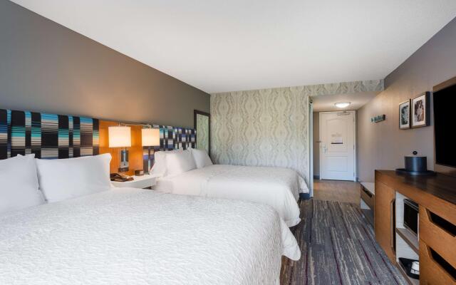 Hampton Inn & Suites Herndon-Reston