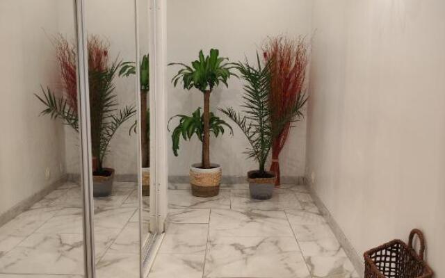 Logement entier+ jardin privé et parking 2places