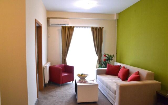 Hotel Ema