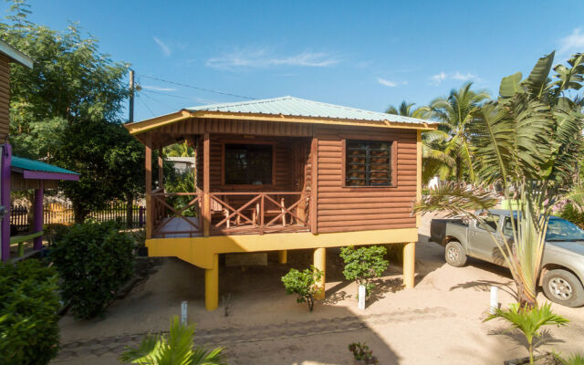 Palm Cove Cabins