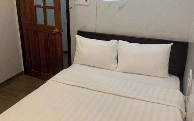 Lucky Hostel