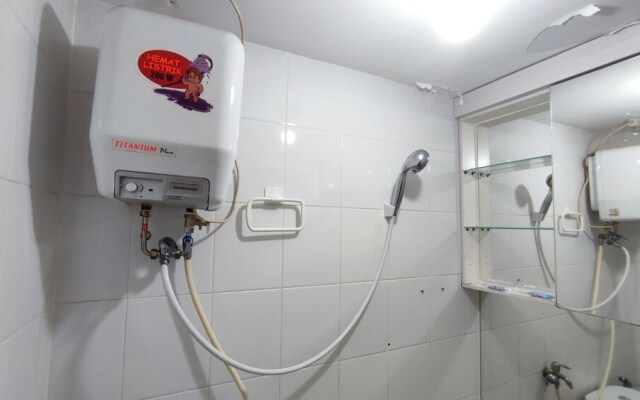 TRV at Bassura Apartment by Ruang Nyaman