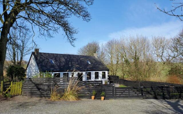 Torrs Warren Country House Hotel