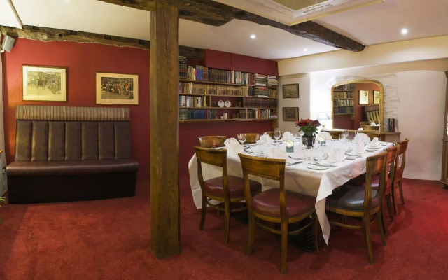 Royal Seven Stars Hotel