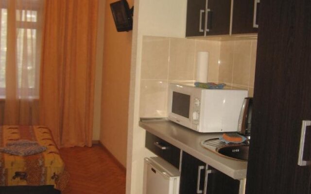 Malon Apartments