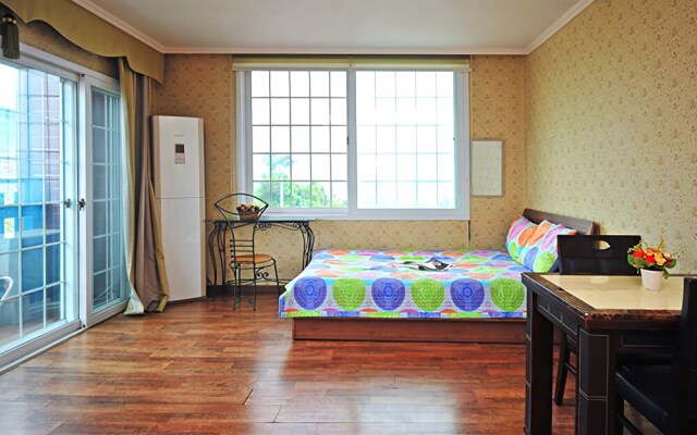 Geoje Dream Hill Pension