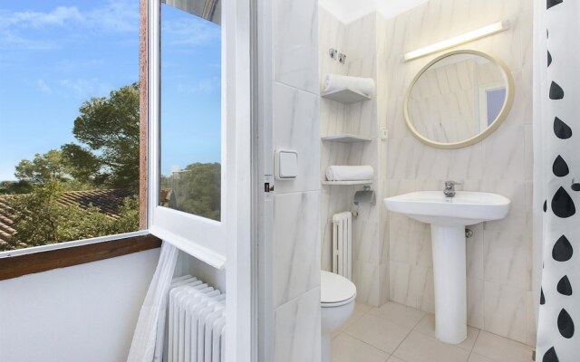 Apartment - 3 Bedrooms with Pool - 107488