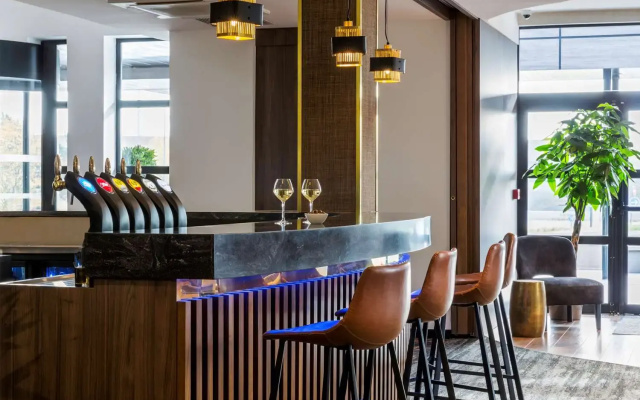 Best Western Laquarium Arras Nord