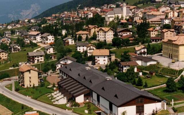 Alpine Smart Residence