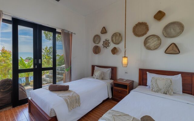 La Village Hill View