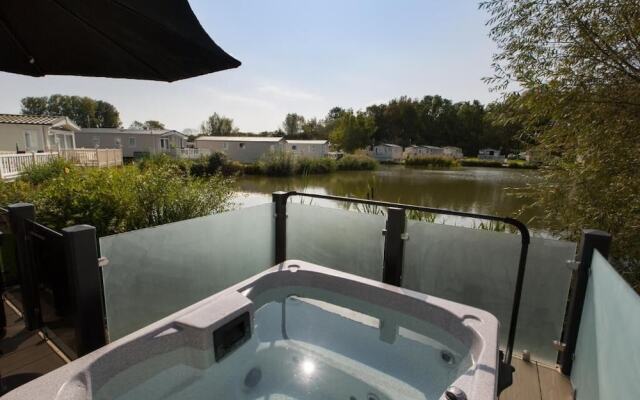 Rosedale Lakeside Lodge